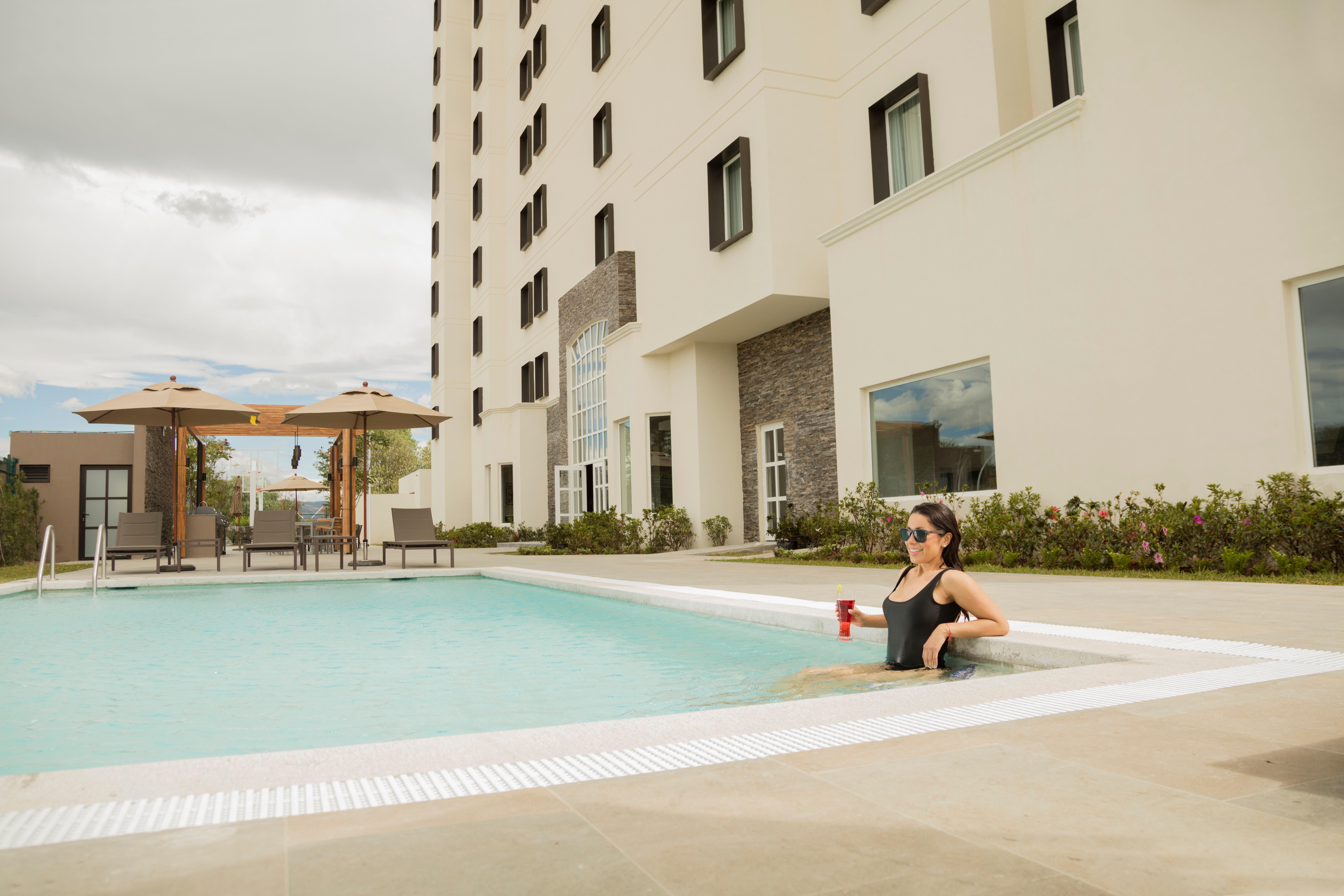 Staybridge Suites Silao By Ihg Екстериор снимка